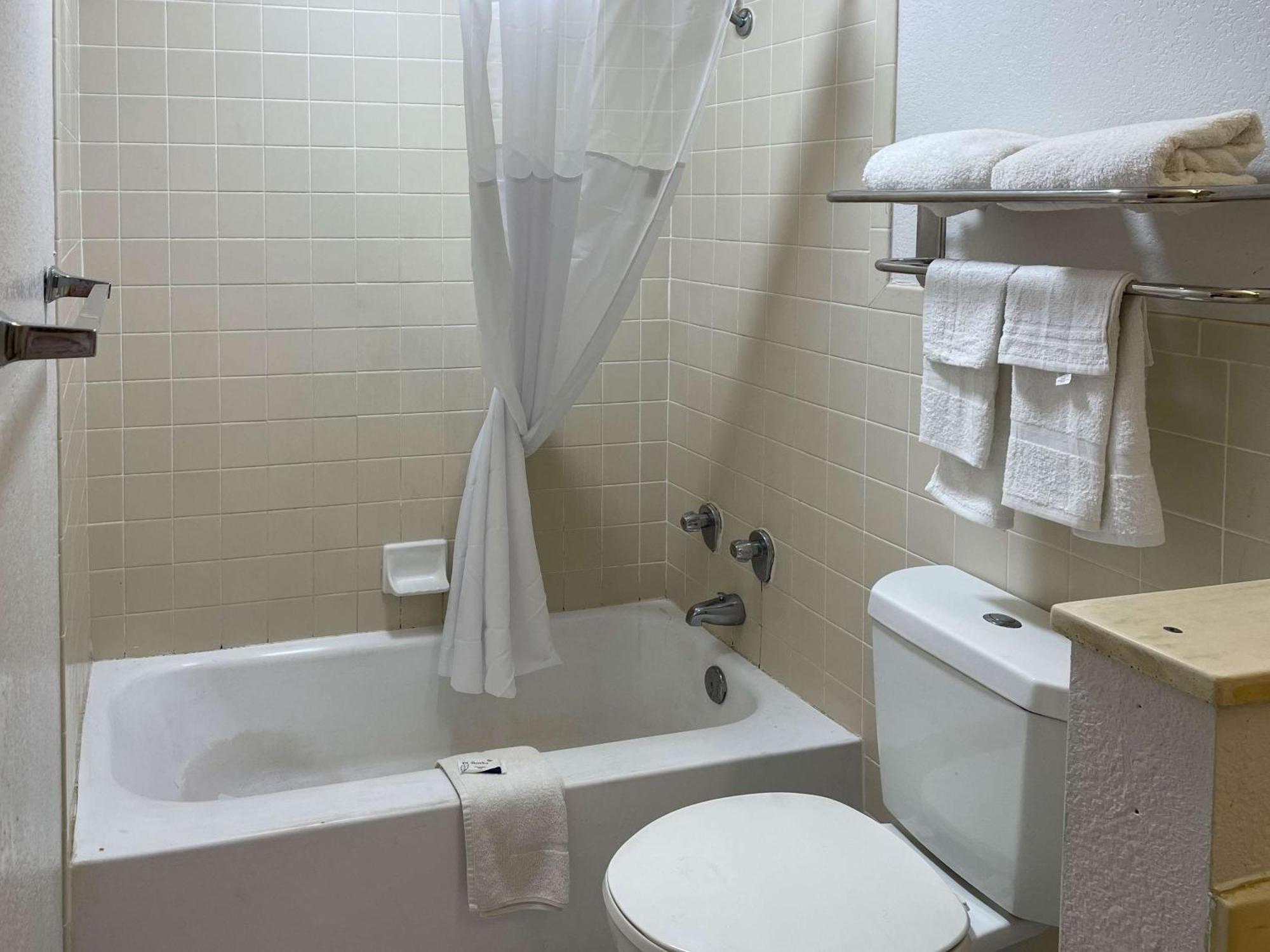 Motel 6 Opelika Al Extérieur photo